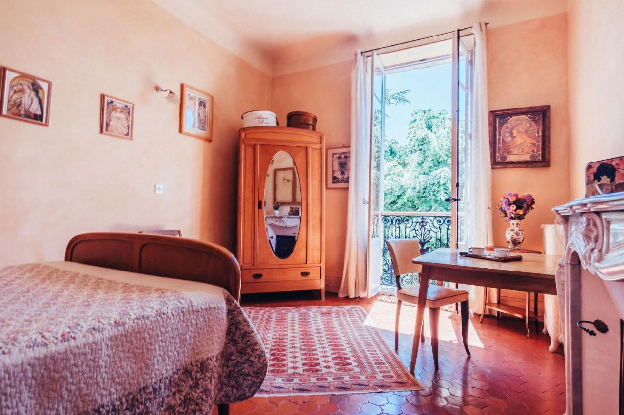 B&B En Provence- Villa Saint Marc Forcalquier Εξωτερικό φωτογραφία