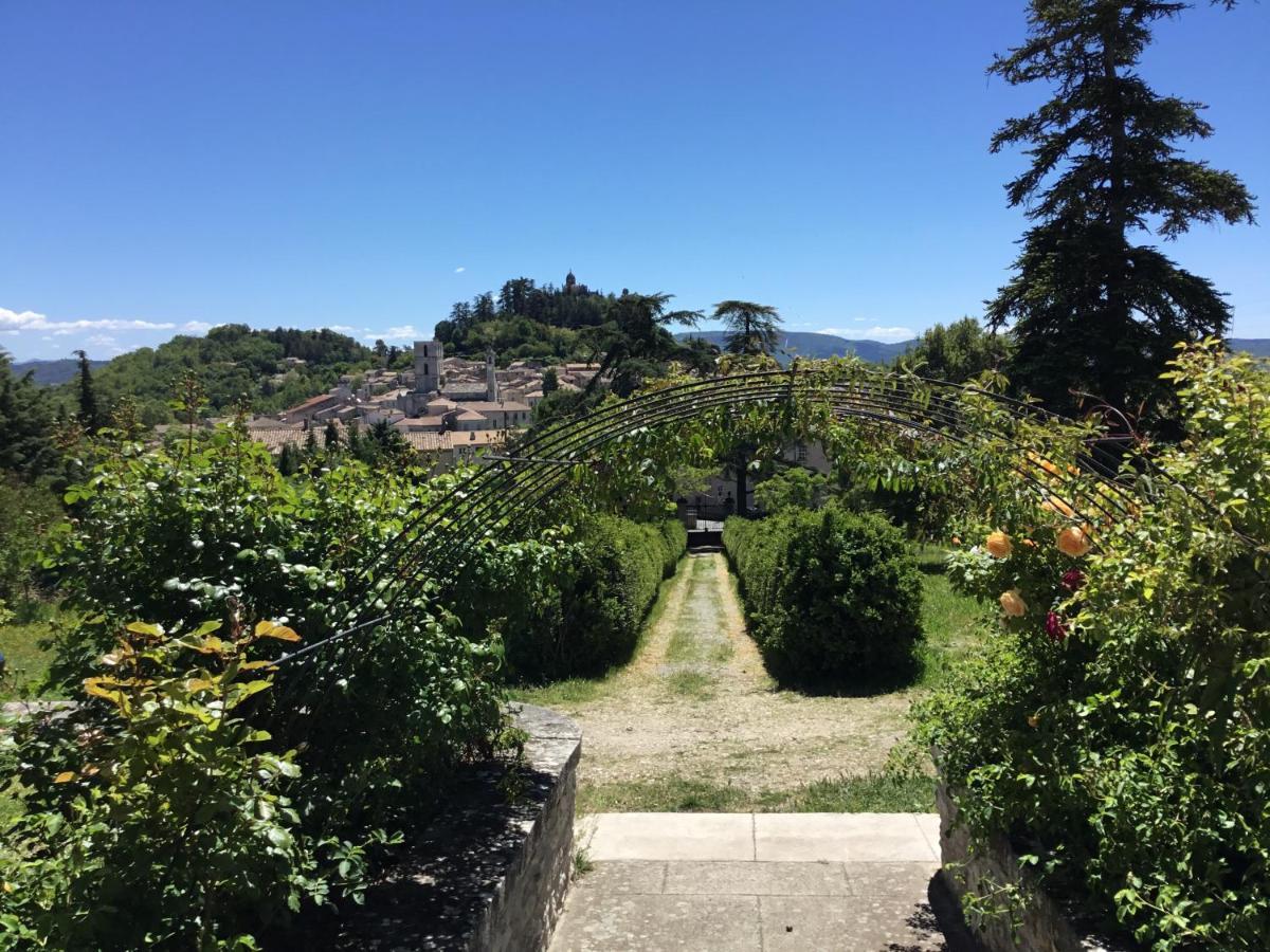 B&B En Provence- Villa Saint Marc Forcalquier Εξωτερικό φωτογραφία